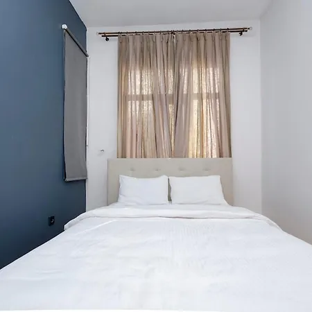 Cosy 2-bedroom شقة